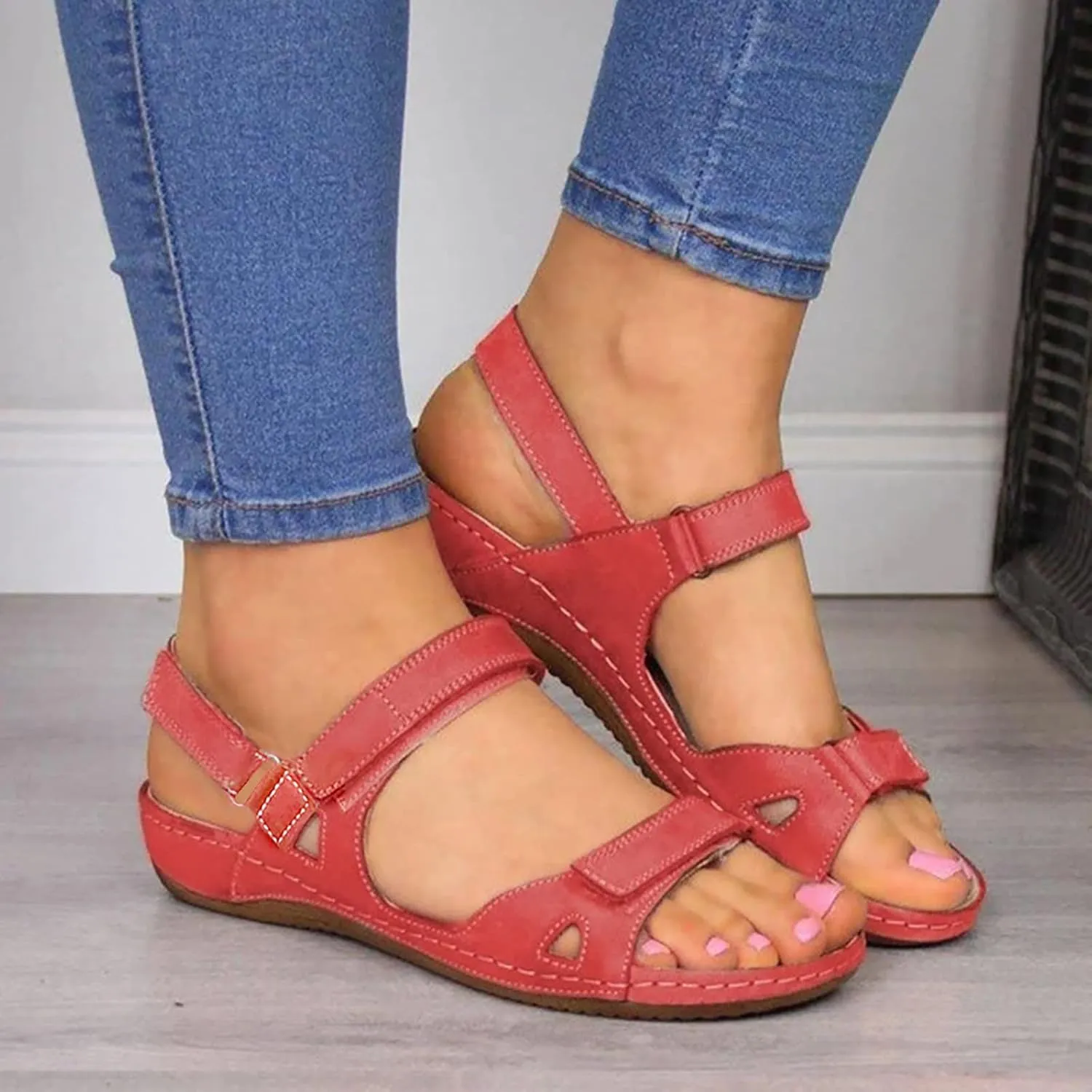 Black Orthopedic Sandals with Back Strap Women Wide Orthopedic House Slippers with Arch Support with Plantar Fasciitis Orthotic Fashion Sandals for Women 2025 Trendy High Arch Slippers for Women