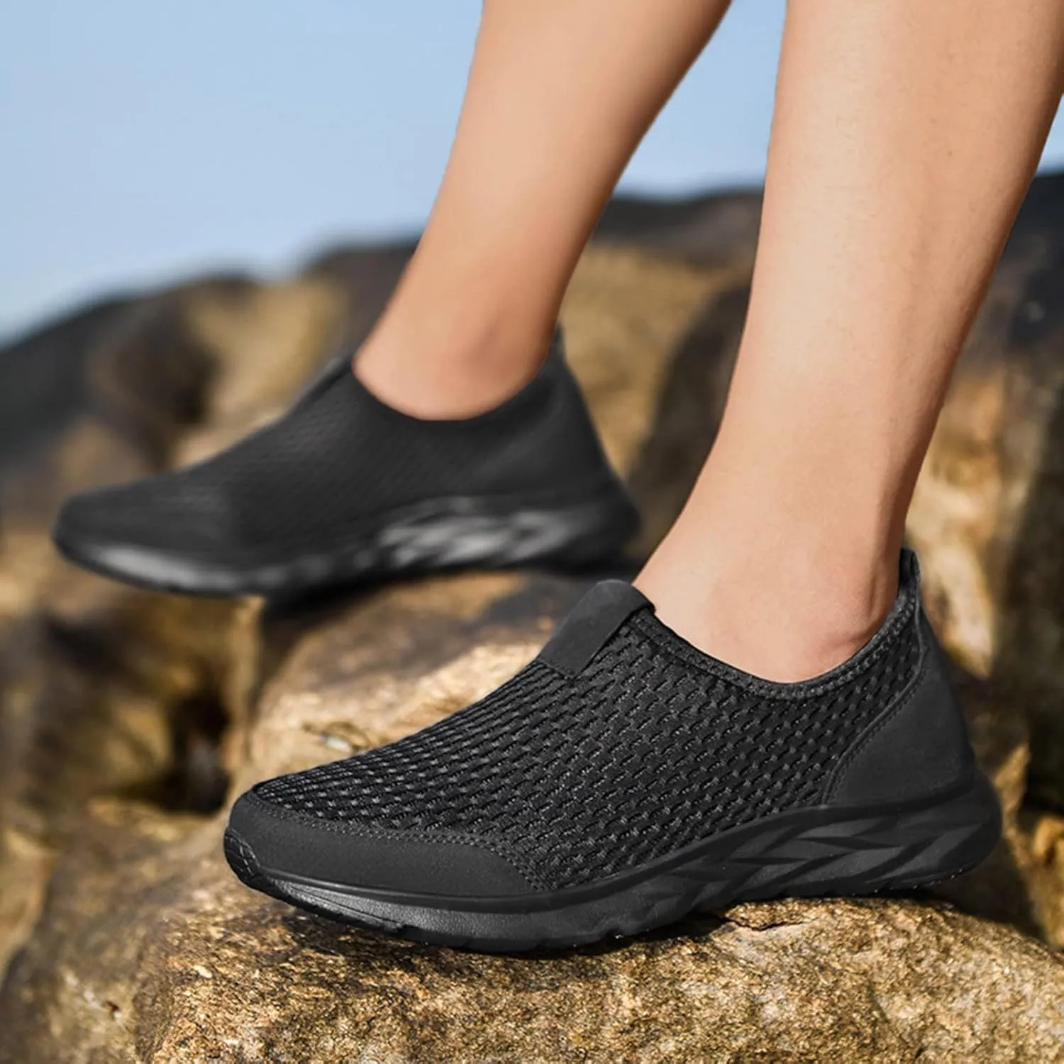 Breathable Mesh Slip on Shoes for Women Men Walking Loafer Indoor Outdoor Shoes Lightweight Non Slip Running Shoe Arch Support Slip On Sneakers Mesh Workout Sports Sneakers