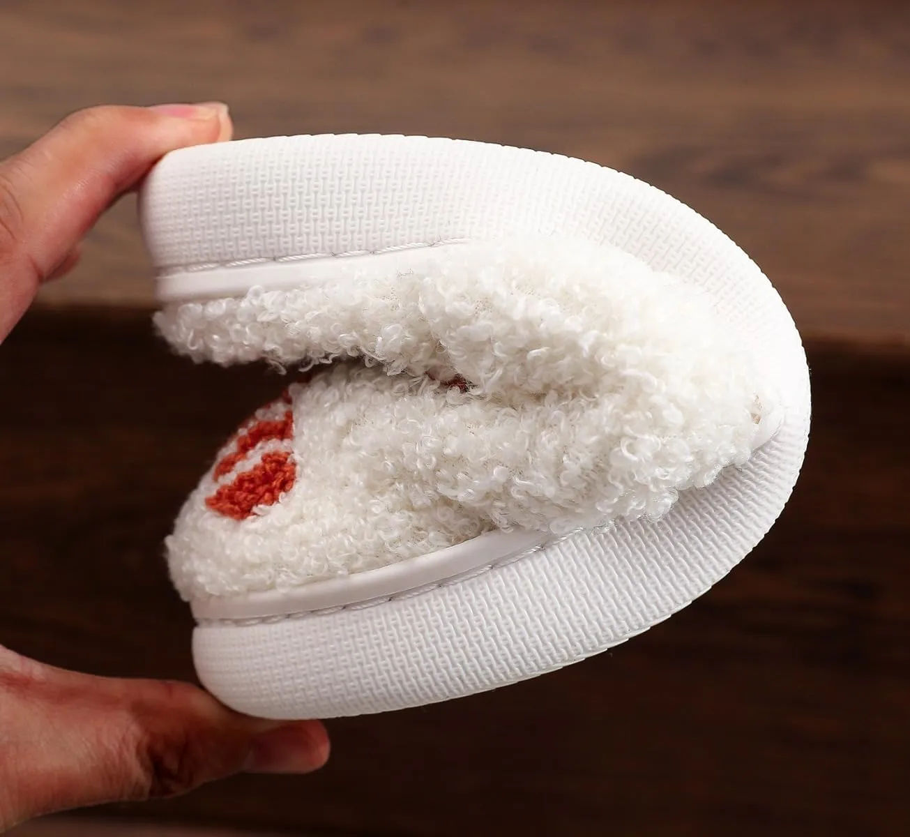 Christmas House Slippers Women Men Holiday Winter Memory Foam Slippers Indoor Cozy Family Cute Shoes