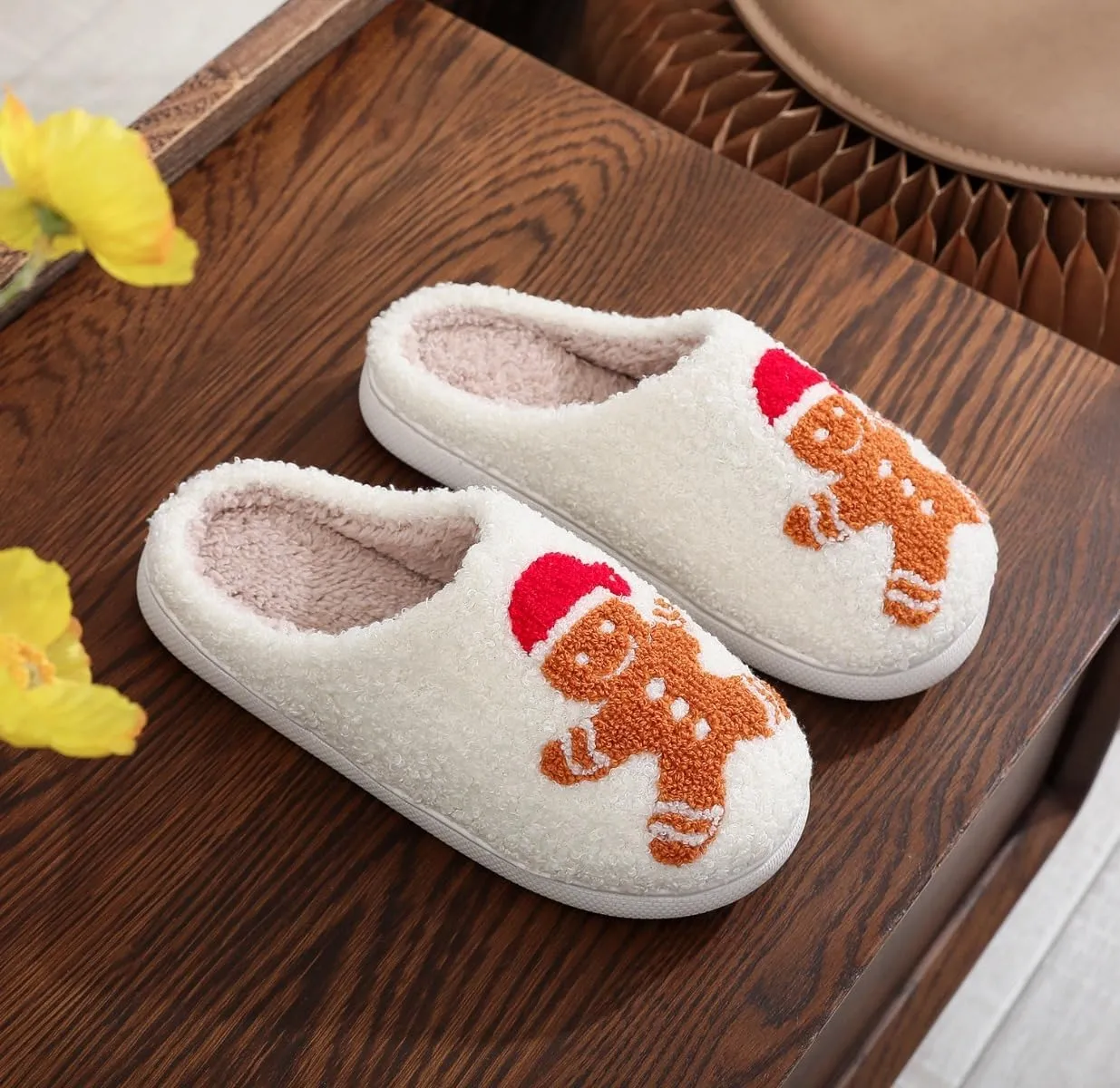 Christmas House Slippers Women Men Holiday Winter Memory Foam Slippers Indoor Cozy Family Cute Shoes