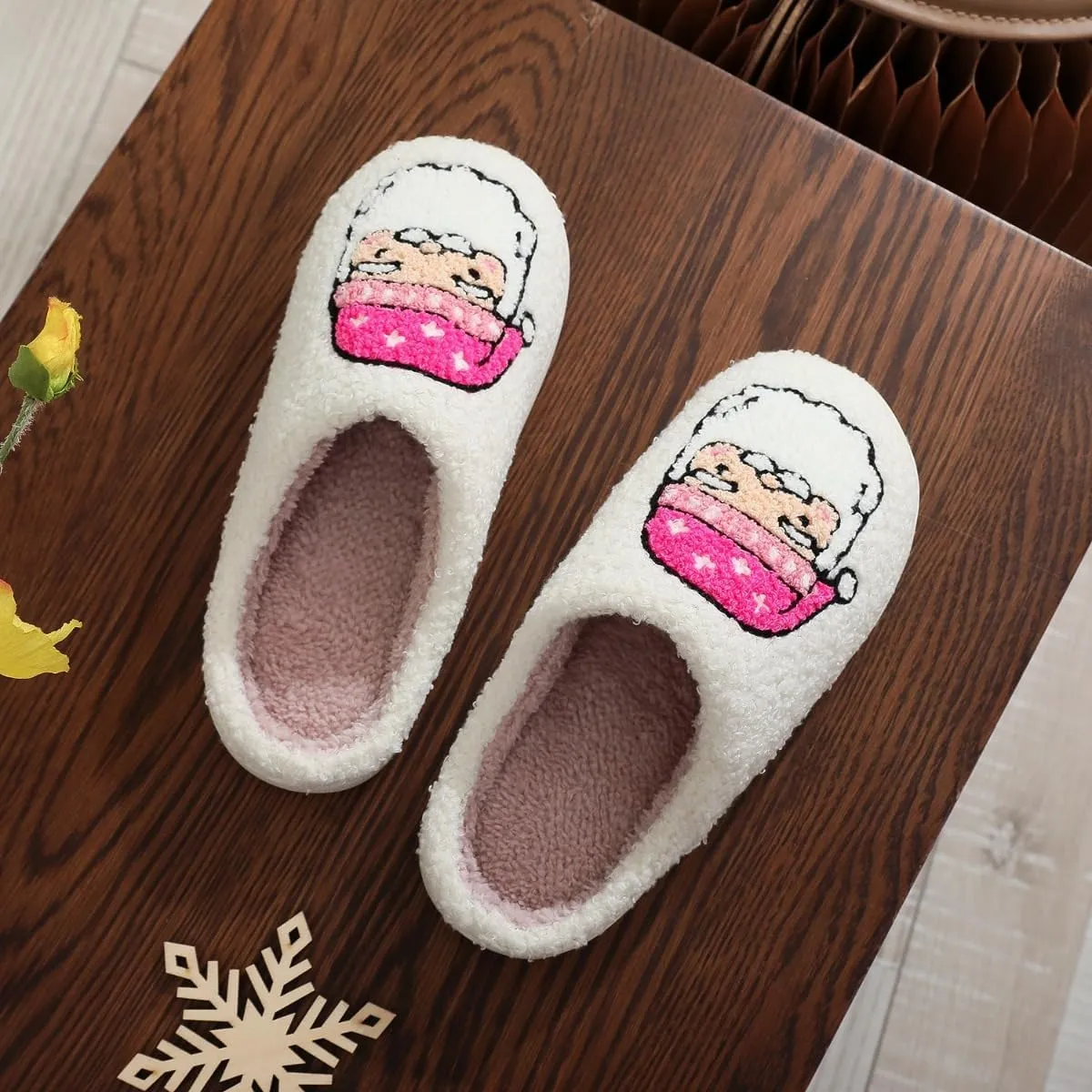 Christmas House Slippers Women Men Holiday Winter Memory Foam Slippers Indoor Cozy Family Cute Shoes