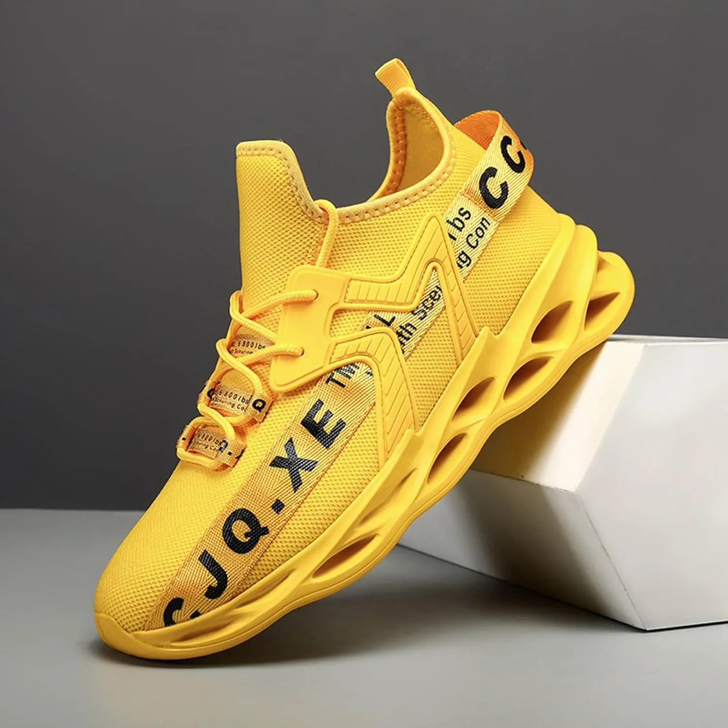 Couples Fashion Solid Color Mesh Shoes for Men and Women Breathable Comfortable Running Shoes Mens Shoes 574 V2 Sneaker