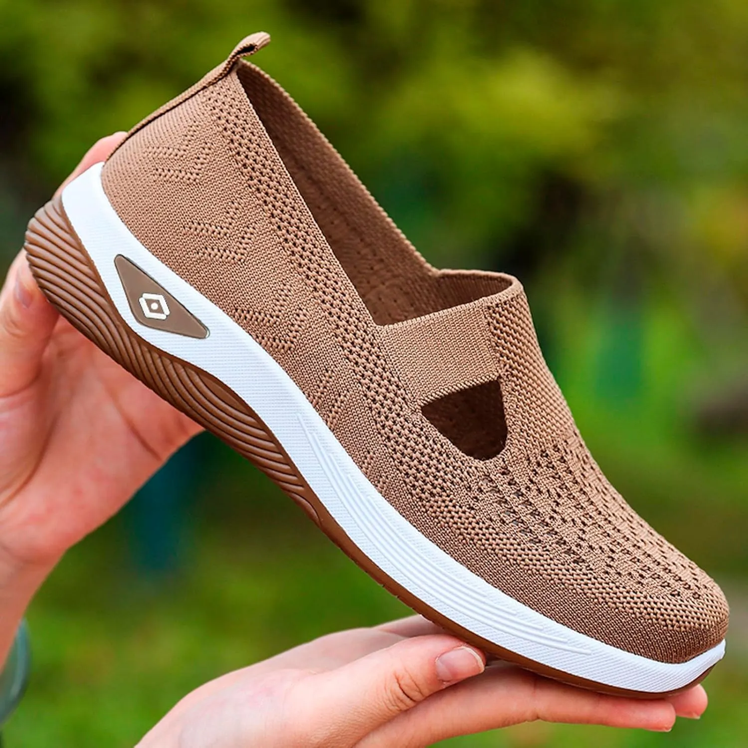 Fashion Summer Women Sports Shoes Flat Bottom Non Slip Mesh Hollow Upper Breathable Soft Slip On Casual Style Shoes for Men Wide