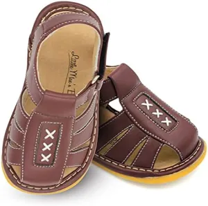 Little Mae's Boutique Brown Criss-Cross Closed Toe Squeaky sandals for Toddler Boys, Ideal Toddler Walking sandals with Removable Squeaker & Adjustable Strap - Soft Sole sandals for Little Boys (3)