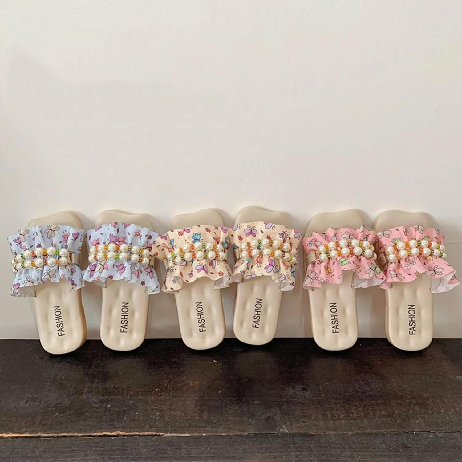 sfdgfhyf Girls Flat Sole Shoes Children Slippers Fashion Floral Ruffle Pearl Flat Bottom Flip Flop Fashion Beach Slippers