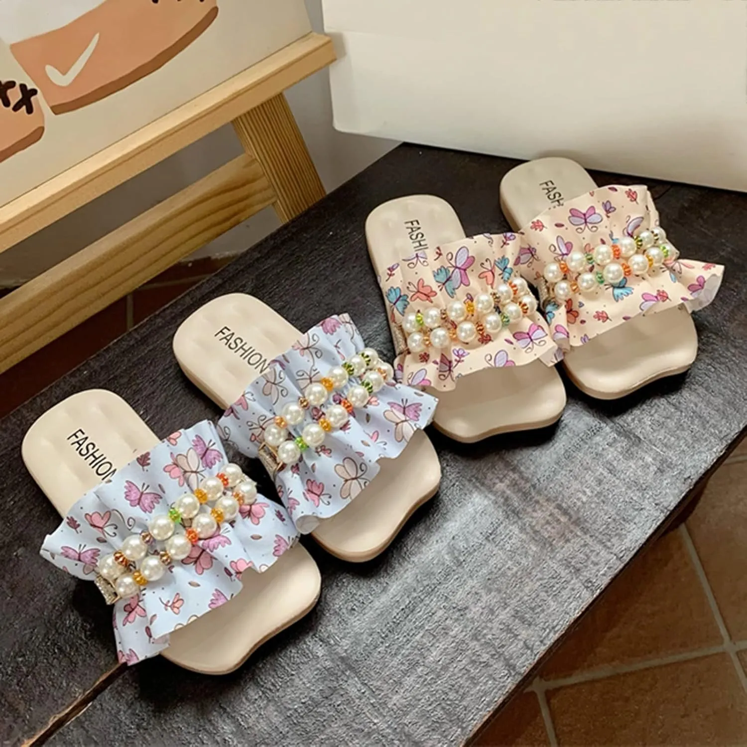 sfdgfhyf Girls Flat Sole Shoes Children Slippers Fashion Floral Ruffle Pearl Flat Bottom Flip Flop Fashion Beach Slippers