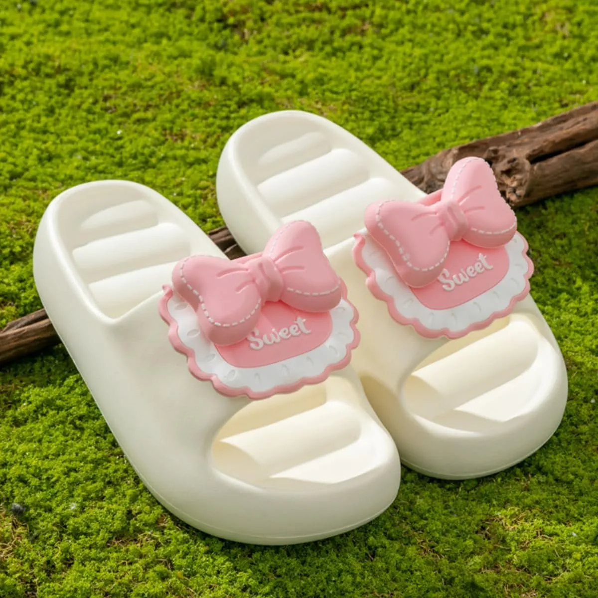 Women's Cute Sandals with Bow Korean Sweet Chunky Sole Non-Slip Soft Slides for Indoor Bathroom House Slippers Summer