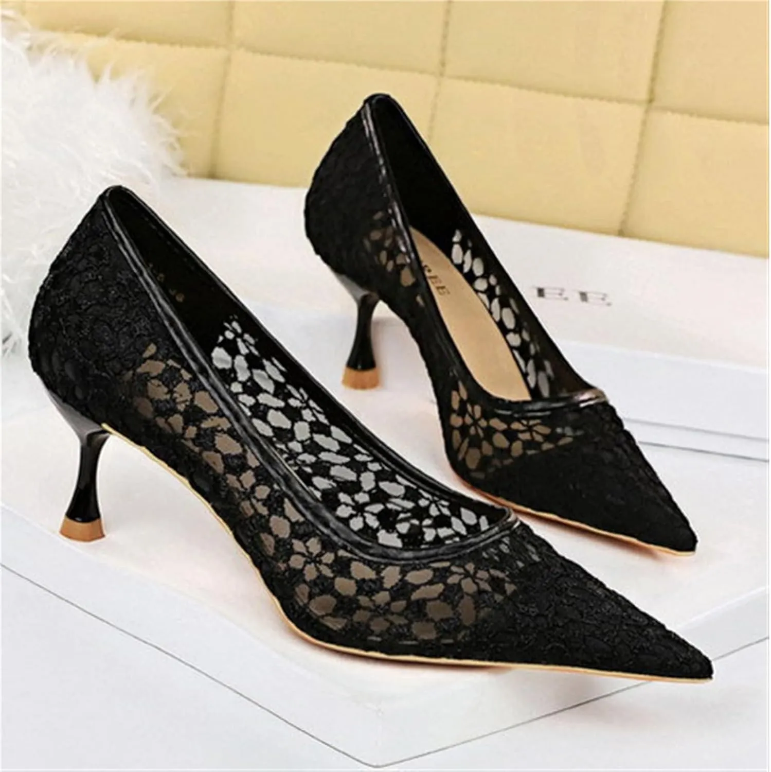 Womens Pointed Toe Lace Kitten Heels Closed Toe Ankle Strap Stiletto Pumps Sandals Sexy Party Pumps Shoes