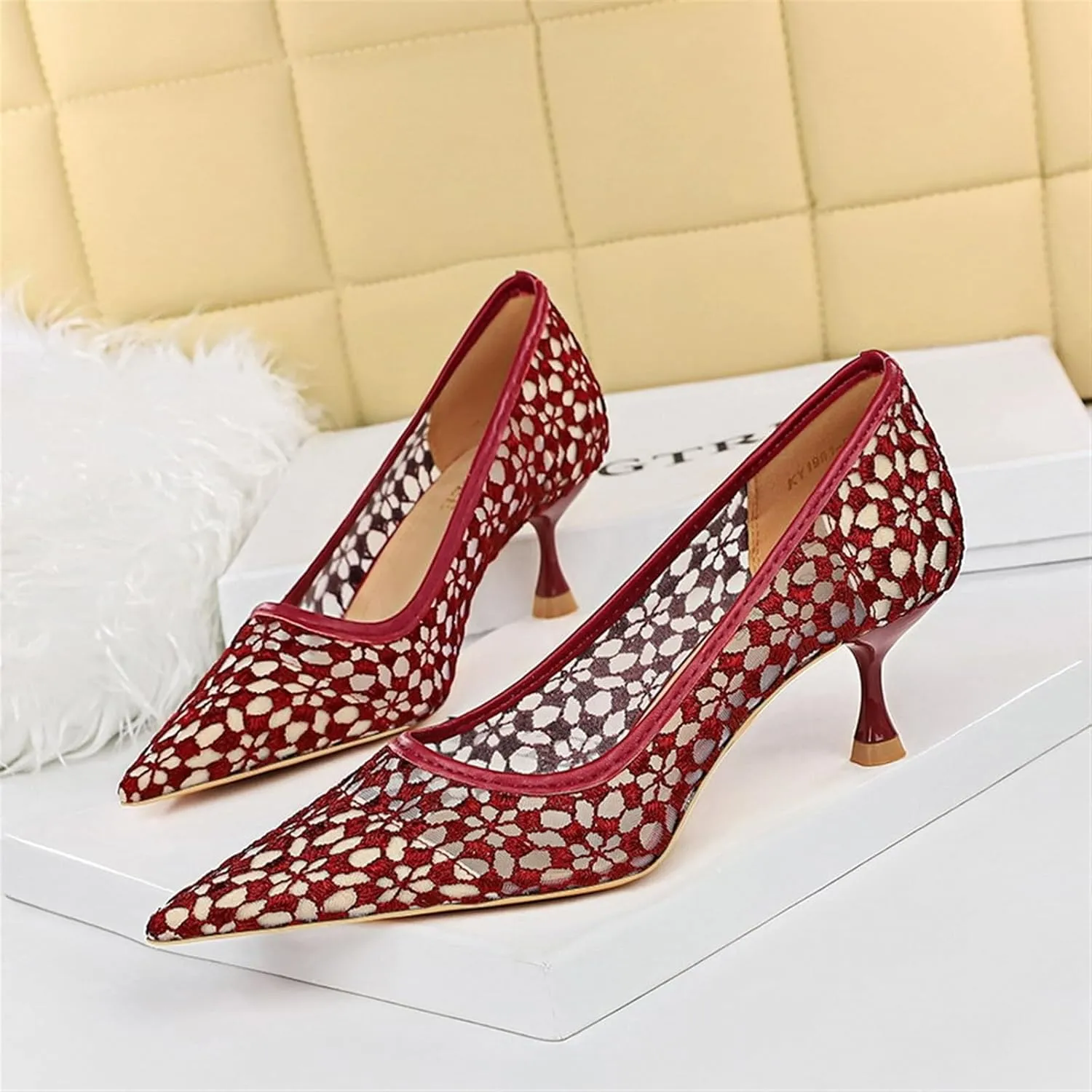 Womens Pointed Toe Lace Kitten Heels Closed Toe Ankle Strap Stiletto Pumps Sandals Sexy Party Pumps Shoes