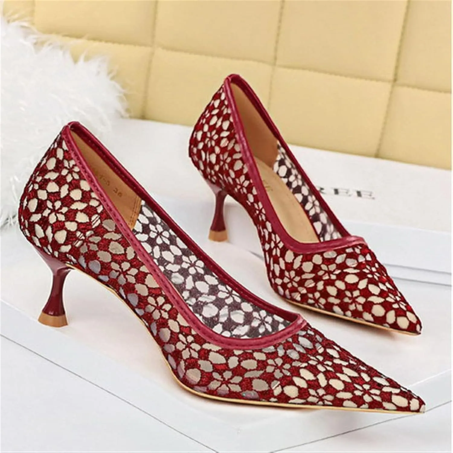 Womens Pointed Toe Lace Kitten Heels Closed Toe Ankle Strap Stiletto Pumps Sandals Sexy Party Pumps Shoes